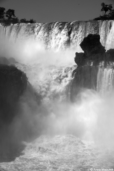 Salto San Martin from the Lower Circuit Trail, Iguazu Falls, Argentina